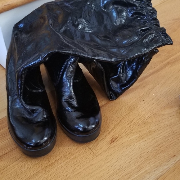 Coach patent leather boots - Picture 8 of 13